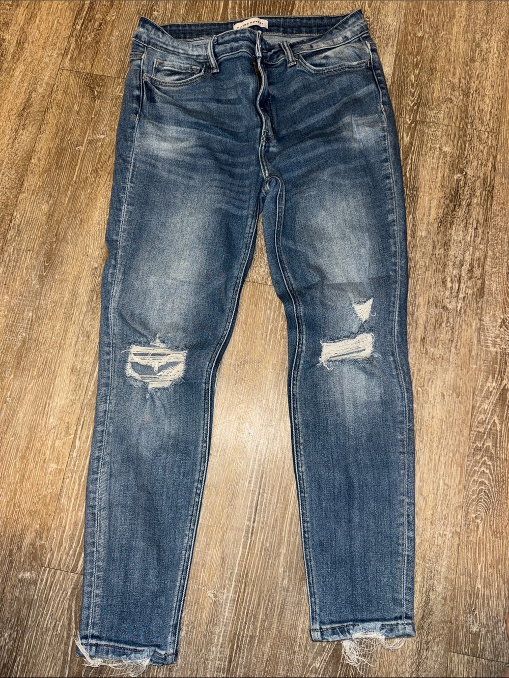 Flying Monkey Size 31 Women’s Distressed Blue Skinny Jeans - Classic Mid Wash